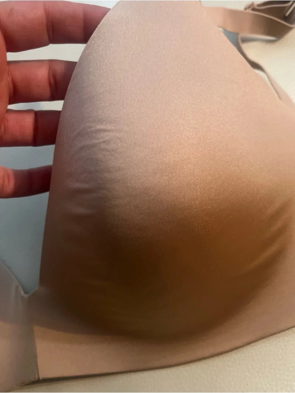 Brand new SKIMS Wireless Form T-shirt Bra clay color size 32DDDD - Picture 4 of 9